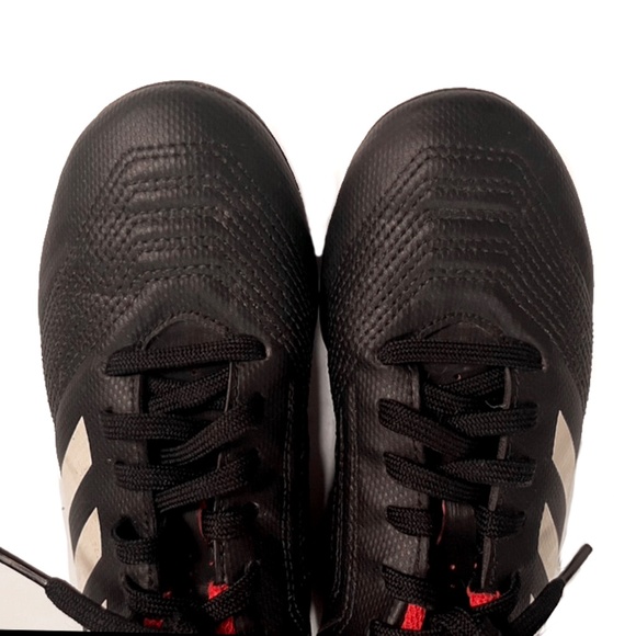 ADIDAS Flexible Ground Predator 18.4 (unisex-child) Soccer Cleats / Shoes - Picture 3 of 12